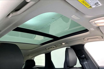 2023 Volvo XC60 B5 Ultimate Dark Theme