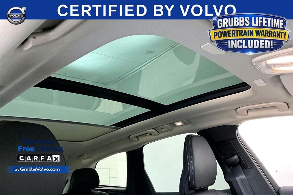 2023 Volvo XC60 B5 Ultimate Dark Theme
