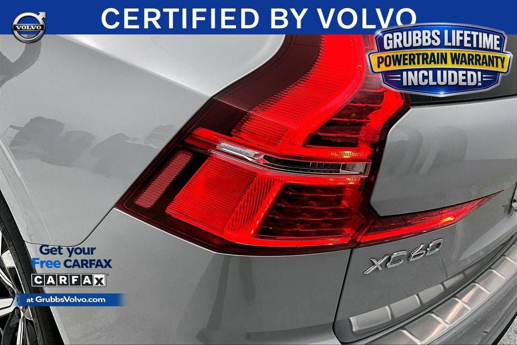 2023 Volvo XC60 B5 Ultimate Dark Theme