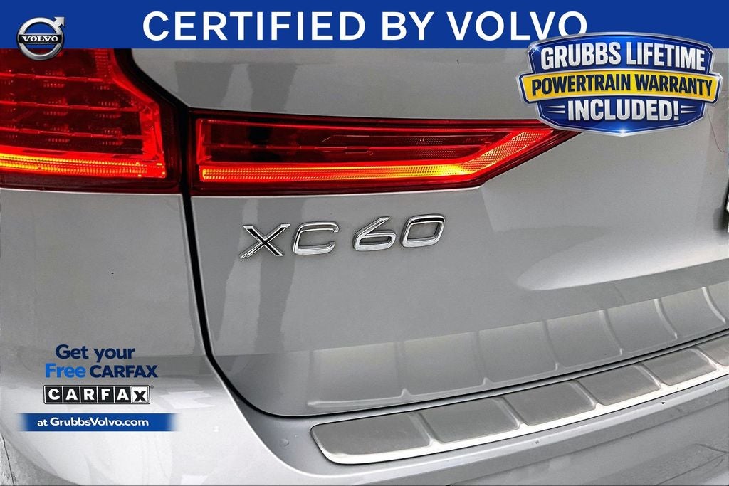 2023 Volvo XC60 B5 Ultimate Dark Theme