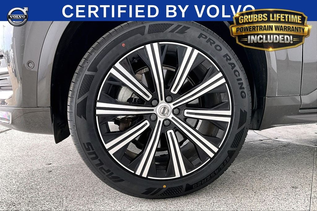 2024 Volvo XC90 B5 Plus