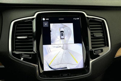 2024 Volvo XC90 B5 Plus