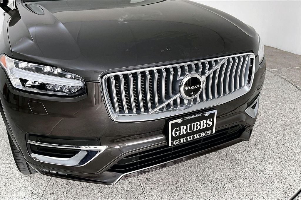 2024 Volvo XC90 B5 Plus