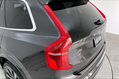 2024 Volvo XC90 B5 Plus