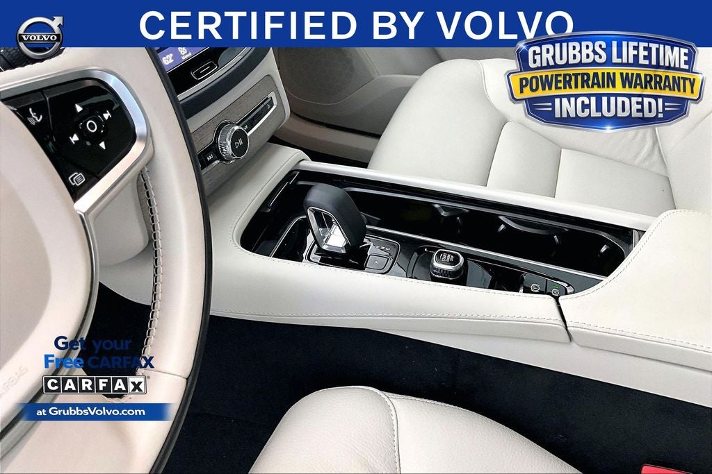 2024 Volvo XC90 B5 Plus