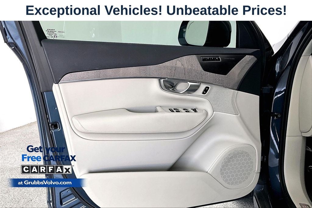 2024 Volvo XC90 B5 Plus