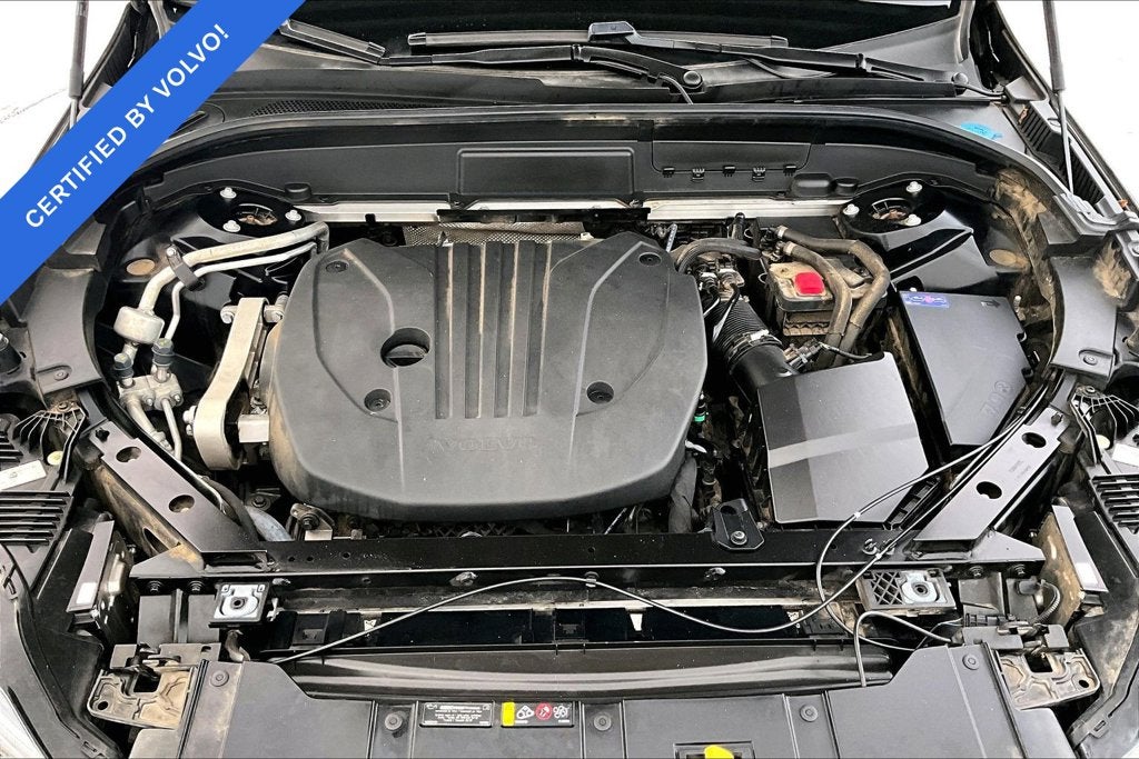 2023 Volvo XC60 B5 Ultimate Bright Theme