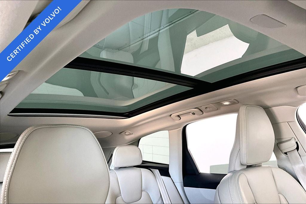 2023 Volvo XC60 B5 Ultimate Bright Theme