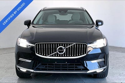 2023 Volvo XC60 B5 Ultimate Bright Theme