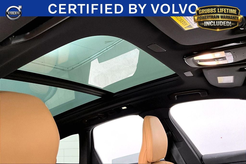 2023 Volvo XC60 B5 Ultimate Bright Theme