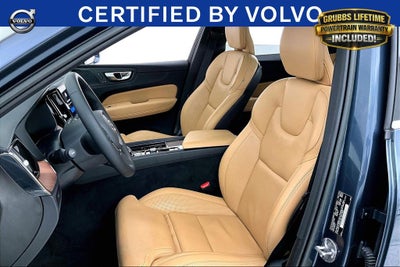 2023 Volvo XC60 B5 Ultimate Bright Theme