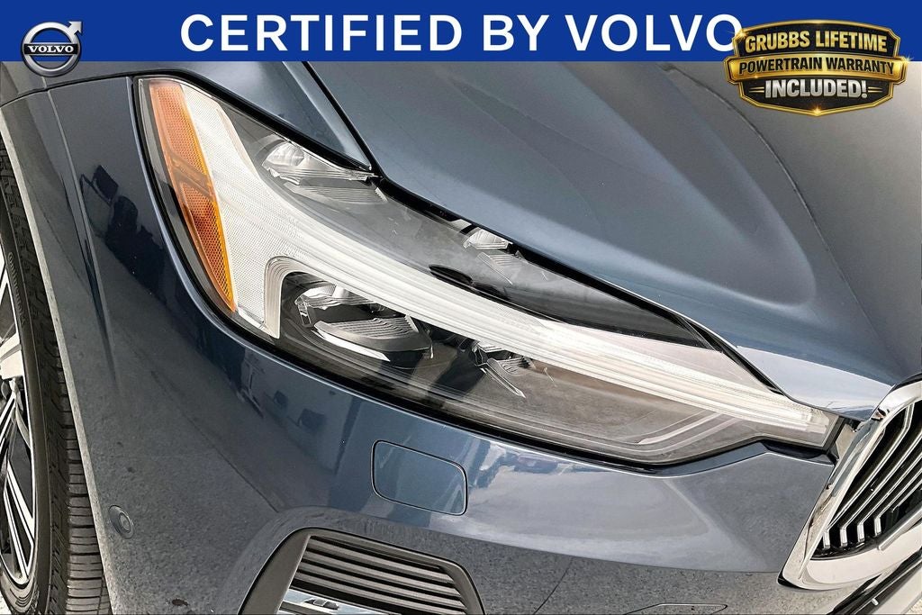 2023 Volvo XC60 B5 Ultimate Bright Theme