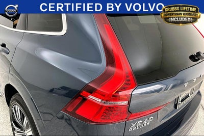 2023 Volvo XC60 B5 Ultimate Bright Theme
