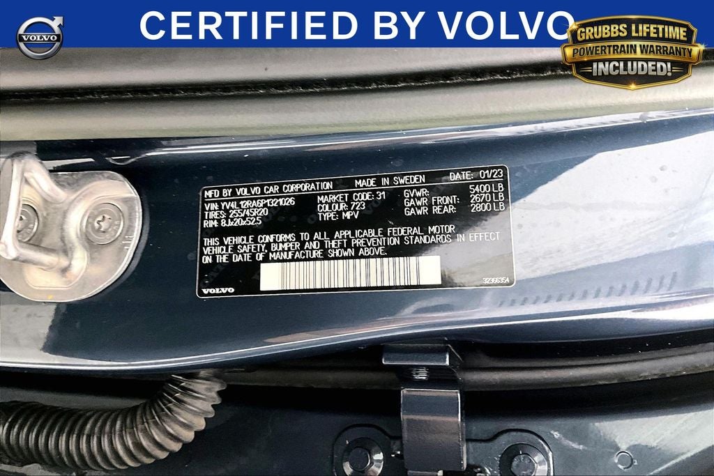 2023 Volvo XC60 B5 Ultimate Bright Theme