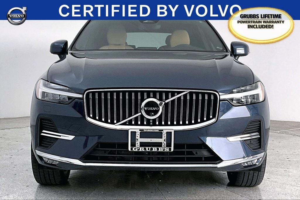 2023 Volvo XC60 B5 Ultimate Bright Theme