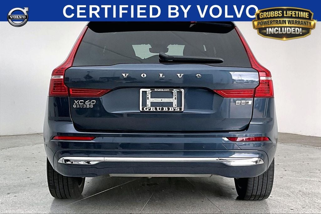 2023 Volvo XC60 B5 Ultimate Bright Theme