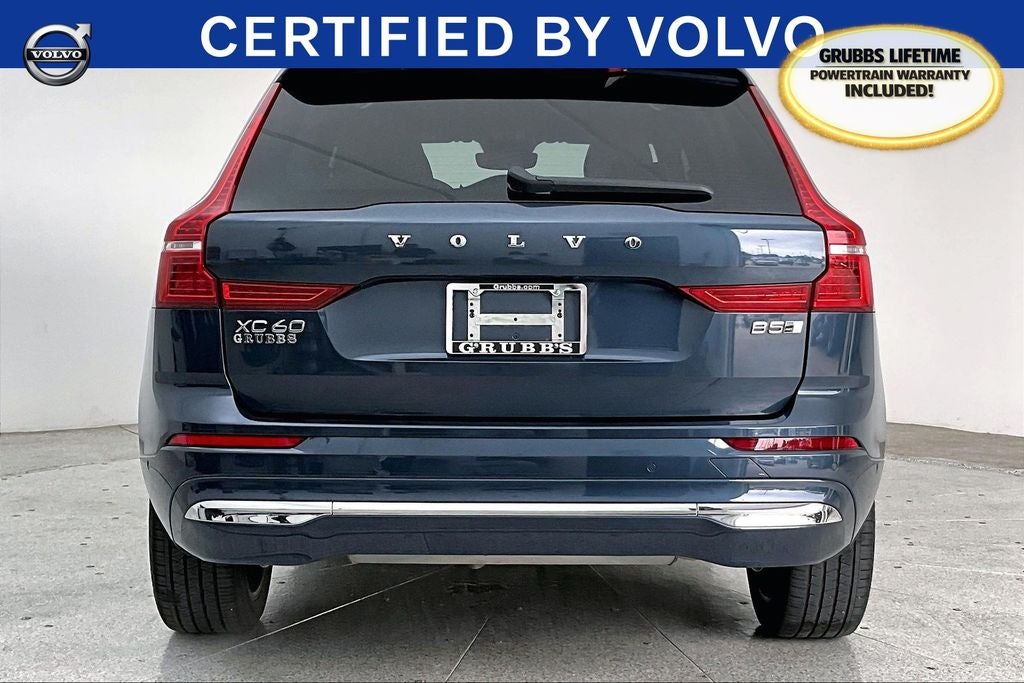 2023 Volvo XC60 B5 Ultimate Bright Theme