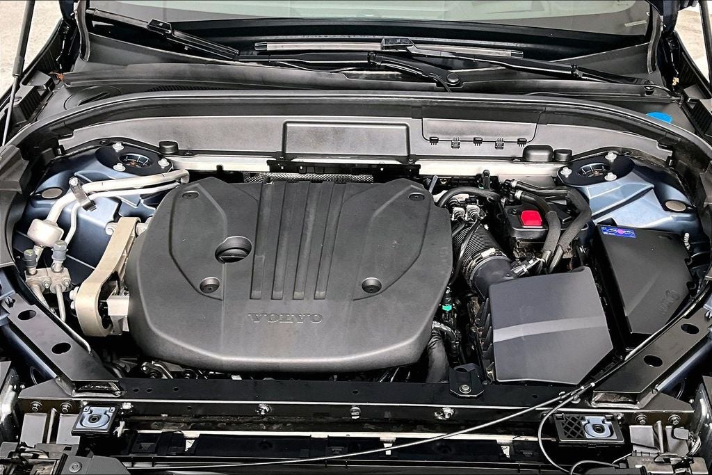 2023 Volvo XC60 B5 Ultimate Bright Theme
