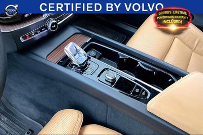 2023 Volvo XC60 B5 Ultimate Bright Theme