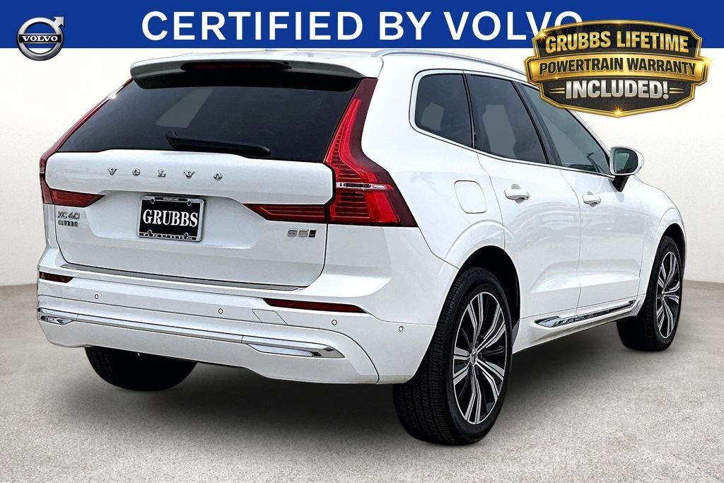 2023 Volvo XC60 B5 Ultimate Bright Theme