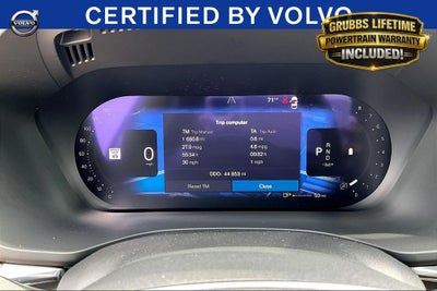 2023 Volvo XC60 B5 Ultimate Bright Theme