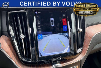 2023 Volvo XC60 B5 Ultimate Bright Theme