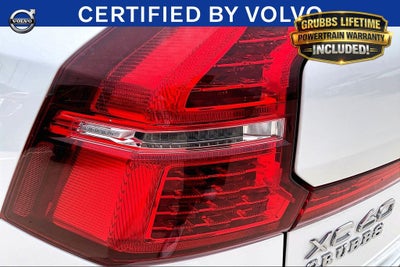 2023 Volvo XC60 B5 Ultimate Bright Theme