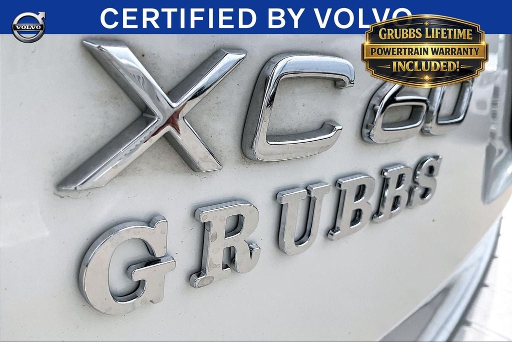 2023 Volvo XC60 B5 Ultimate Bright Theme