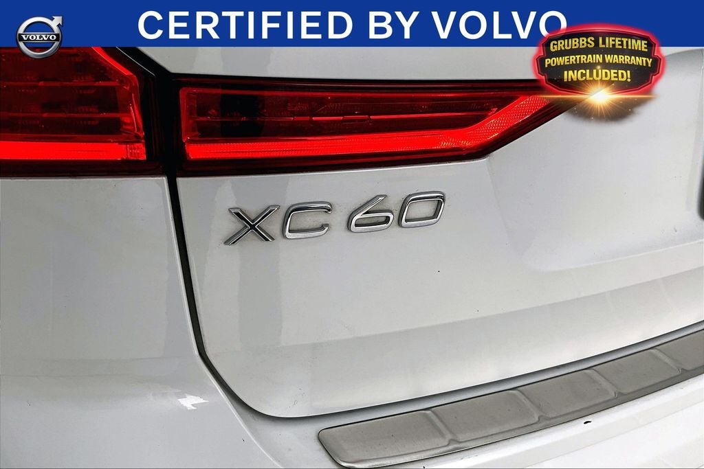 2023 Volvo XC60 B5 Ultimate Bright Theme