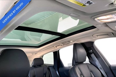 2023 Volvo XC60 B5 Ultimate Bright Theme