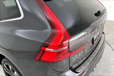 2023 Volvo XC60 B5 Ultimate Bright Theme