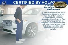 2023 Volvo XC60 B5 Ultimate Bright Theme