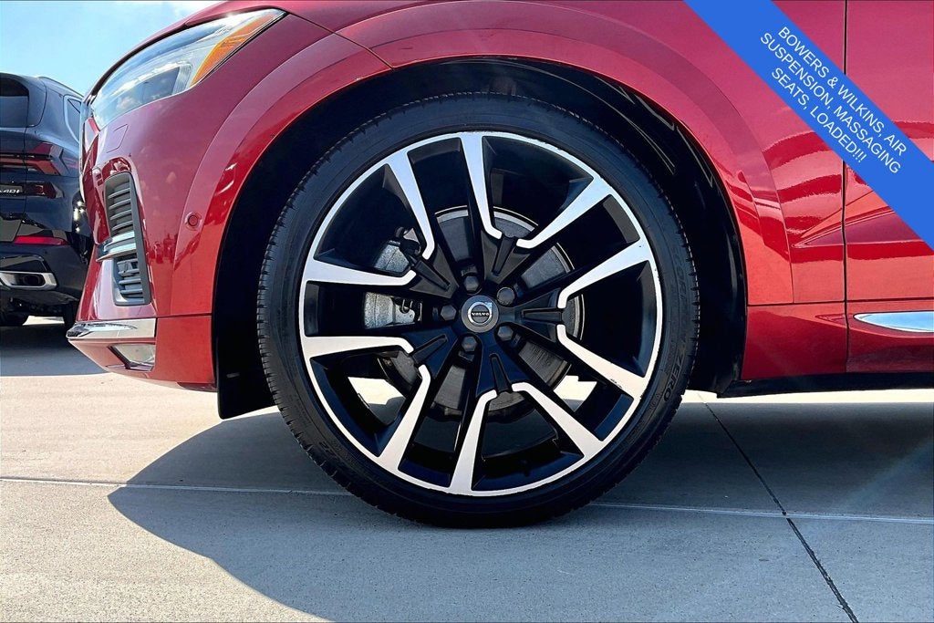 2023 Volvo XC60 B5 Ultimate Bright Theme