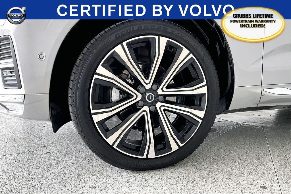 2023 Volvo XC60 B5 Ultimate Bright Theme