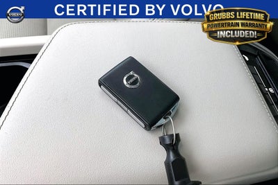2023 Volvo XC60 B5 Ultimate Bright Theme