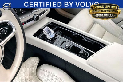 2023 Volvo XC60 B5 Ultimate Bright Theme
