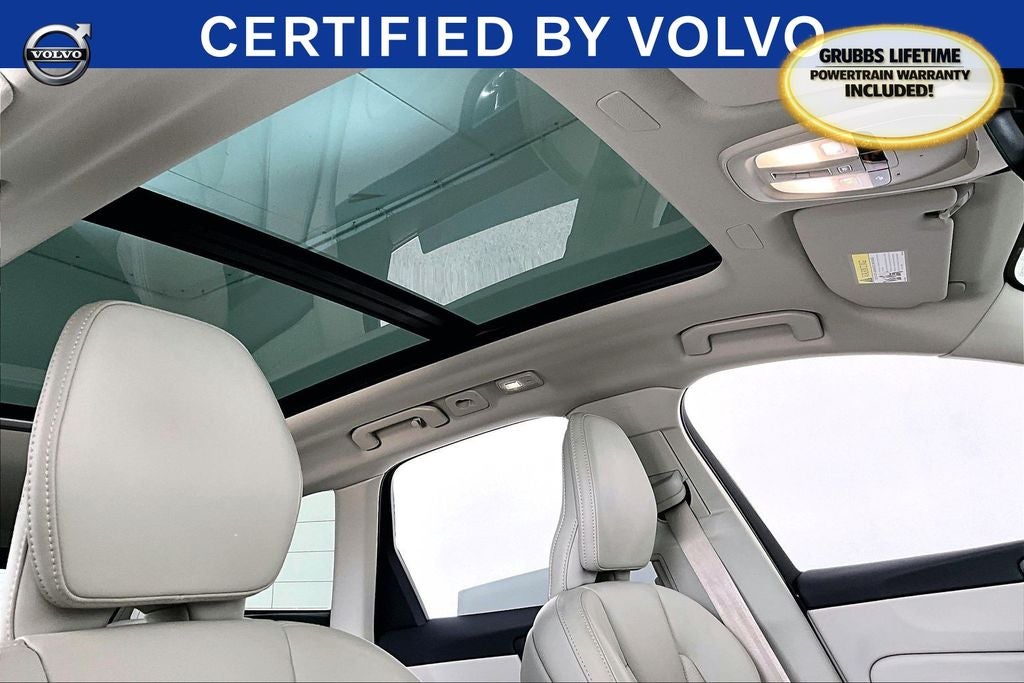 2023 Volvo XC60 B5 Ultimate Bright Theme