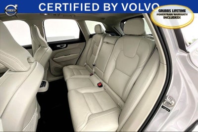 2023 Volvo XC60 B5 Ultimate Bright Theme