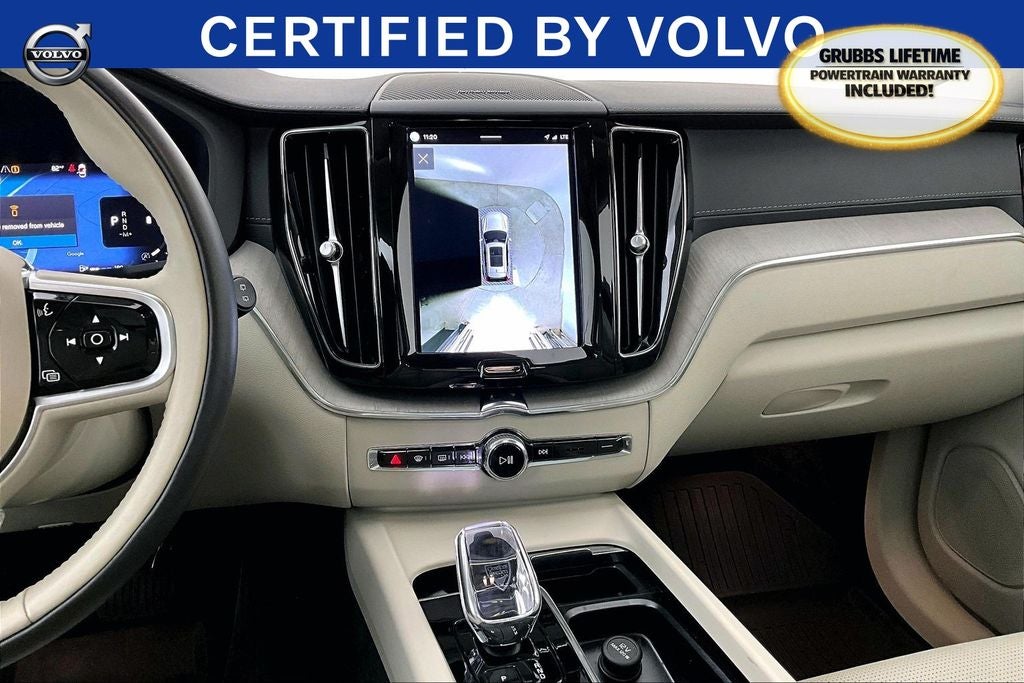 2023 Volvo XC60 B5 Ultimate Bright Theme