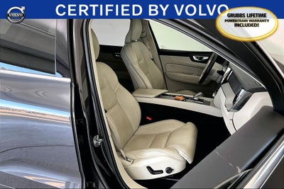 2023 Volvo XC60 B5 Ultimate Bright Theme