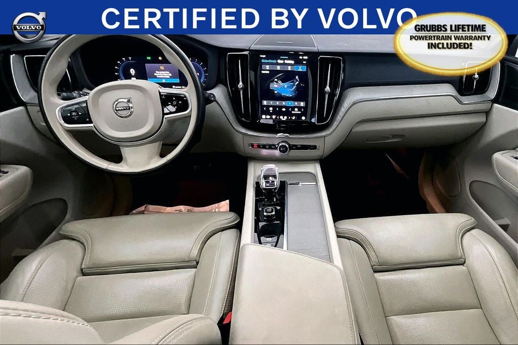 2023 Volvo XC60 B5 Ultimate Bright Theme