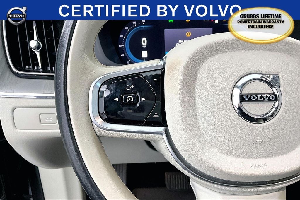 2023 Volvo XC60 B5 Ultimate Bright Theme