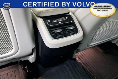 2023 Volvo XC60 B5 Ultimate Bright Theme