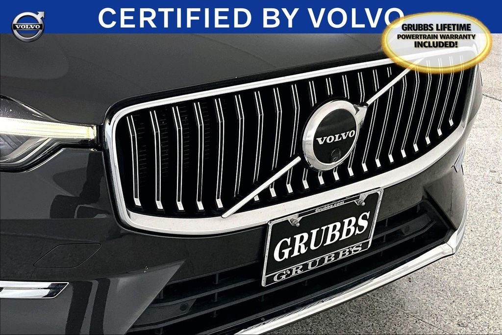 2023 Volvo XC60 B5 Ultimate Bright Theme