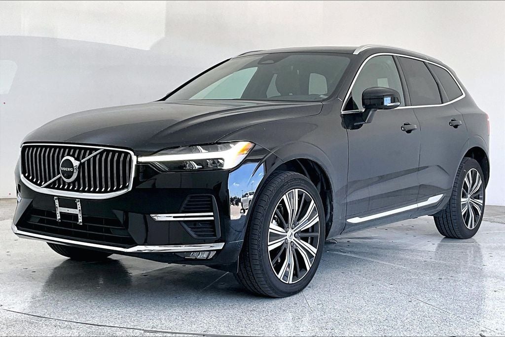 2023 Volvo XC60 B5 Plus Bright Theme