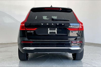 2023 Volvo XC60 B5 Plus Bright Theme