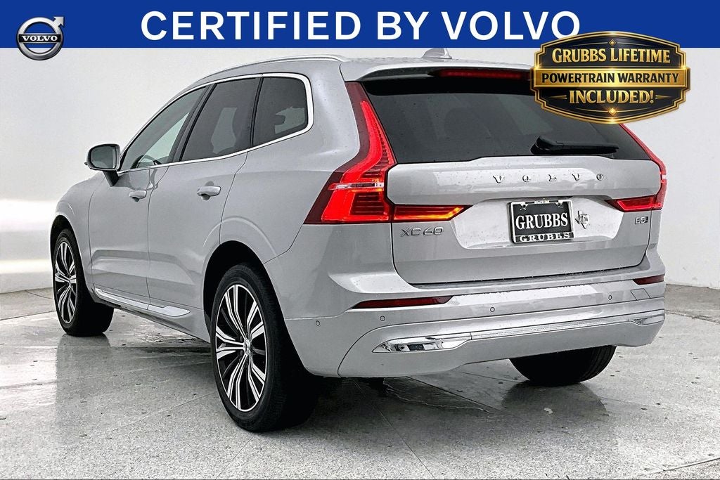 2023 Volvo XC60 B5 Ultimate Bright Theme