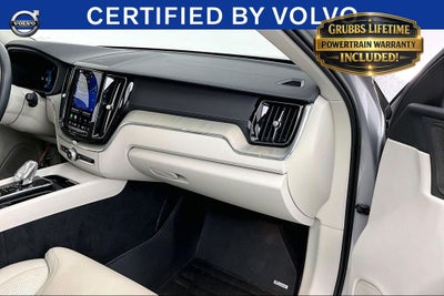 2023 Volvo XC60 B5 Ultimate Bright Theme