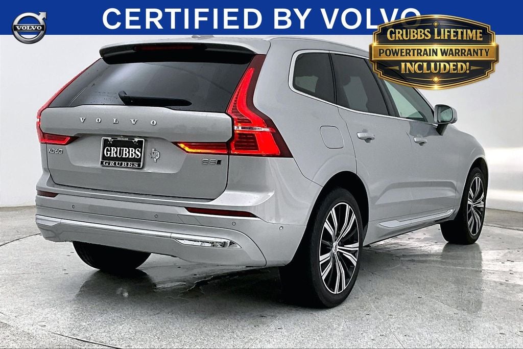 2023 Volvo XC60 B5 Ultimate Bright Theme