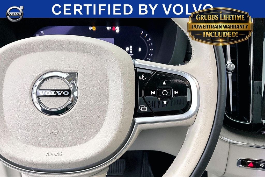 2023 Volvo XC60 B5 Ultimate Bright Theme